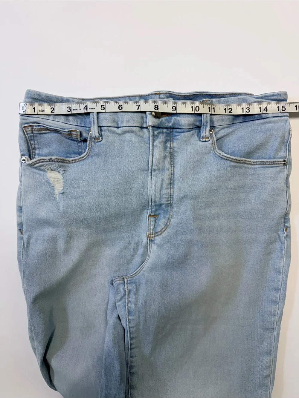 Good American Good Curve Crop Bootcut Jeans Light Wash Distressed Women’s 10/30